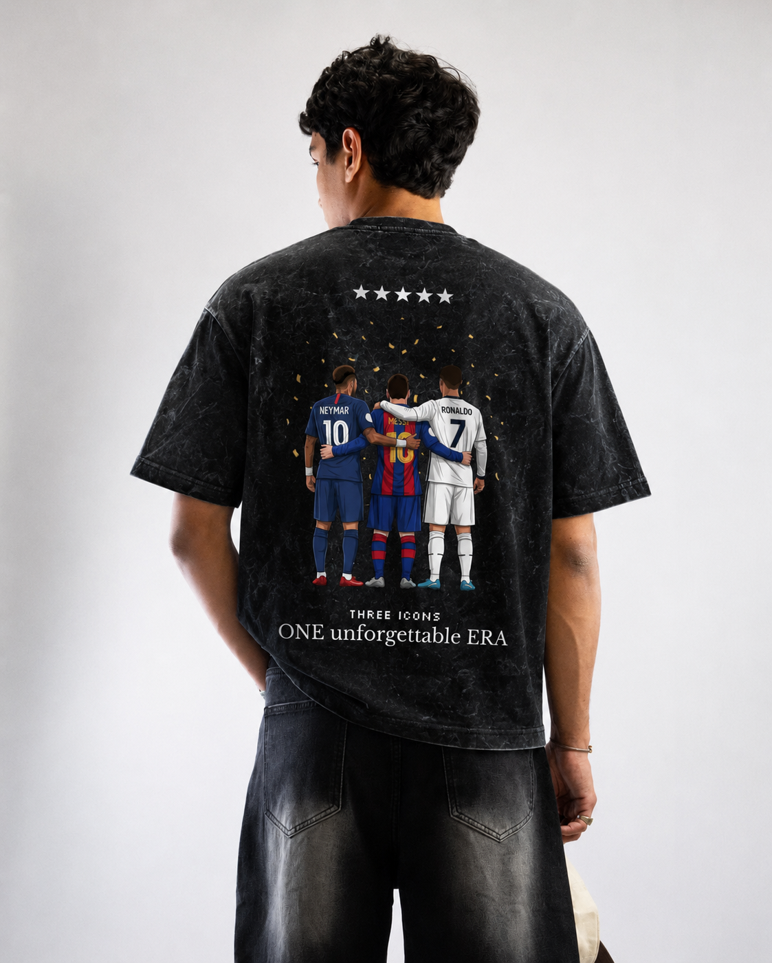 Wear the legend : THREE ICONS printed oversized unisex tshirt